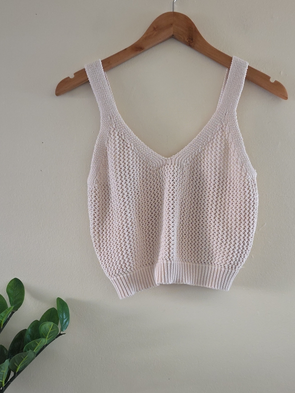 Max Cocos Knit Crochet Crop Top - M